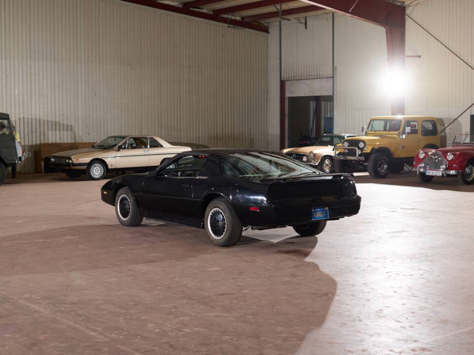 Obraz 14/63 pojazdu Pontiac Firebird TransAm (1984)