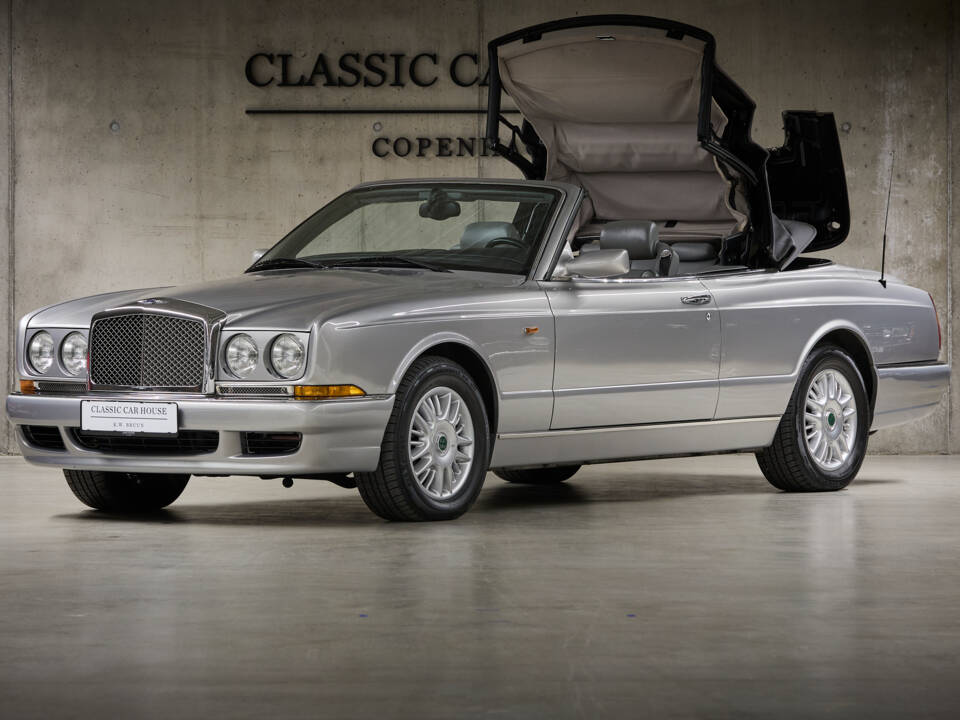 Image 76/77 of Bentley Azure (2001)