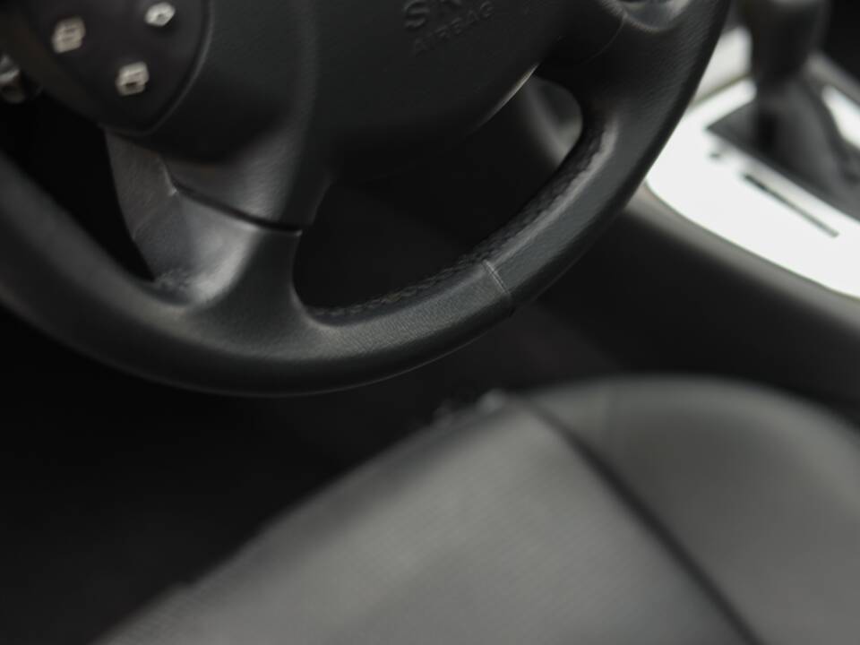 Image 23/72 of Mercedes-Benz E 55 AMG (2002)