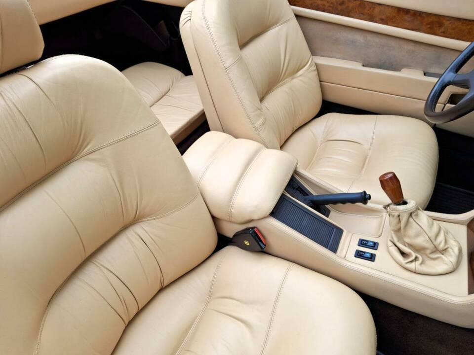 Image 5/29 of Maserati Biturbo Spyder i (1988)