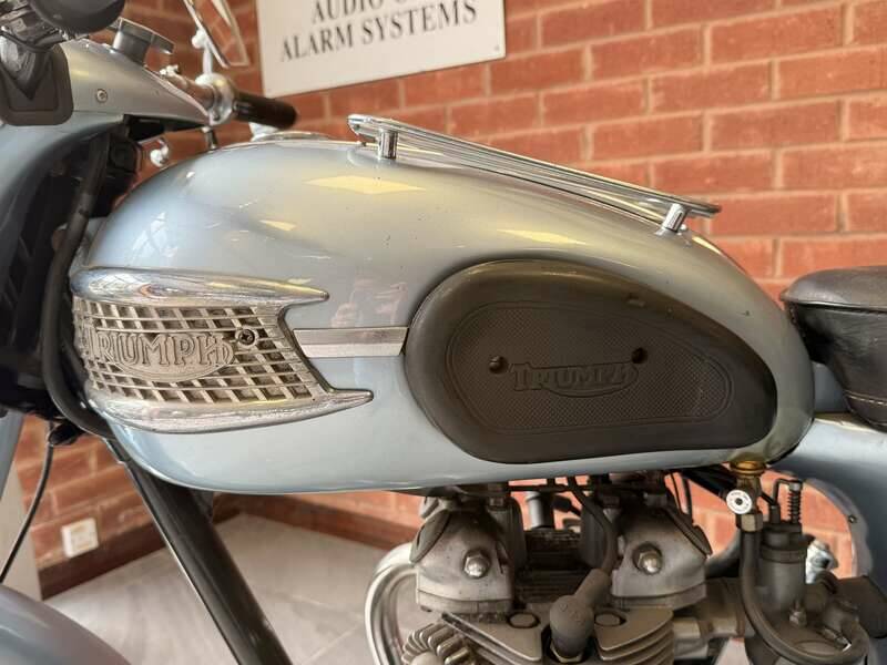 Bild 8/21 von Triumph DUMMY (1957)