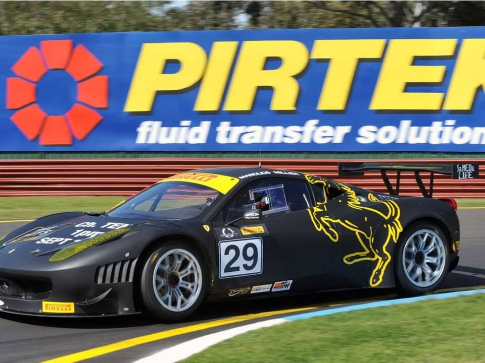 Afbeelding 13/14 van Ferrari 458 Italia GT3 (2011)