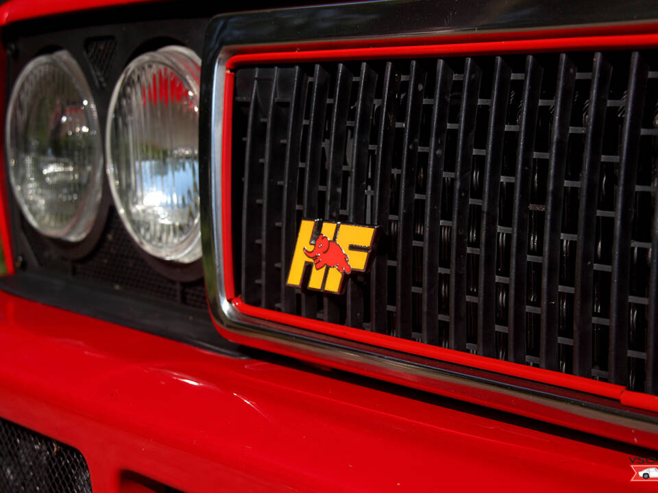 Bild 11/30 von Lancia Delta HF Integrale Evoluzione I (1991)