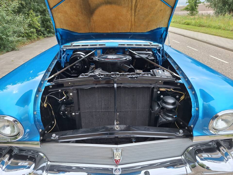 Image 27/34 of Oldsmobile Series 88 Holiday Hardtop (1958)
