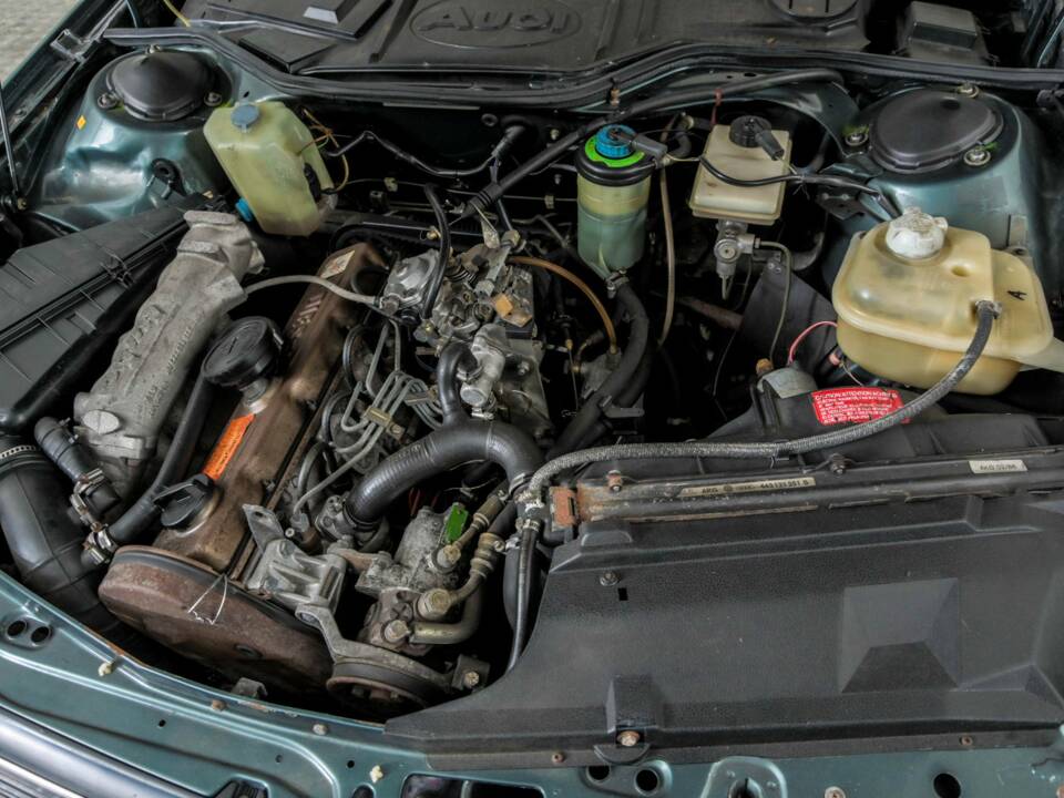 Image 34/41 of Audi 100 - 2.0 TD (1986)