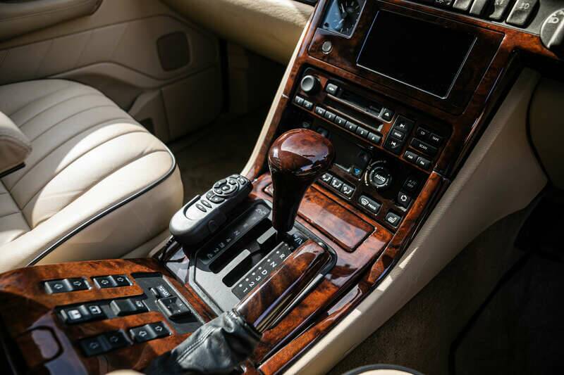Image 23/49 of Land Rover Range Rover 4.6 HSE (1999)