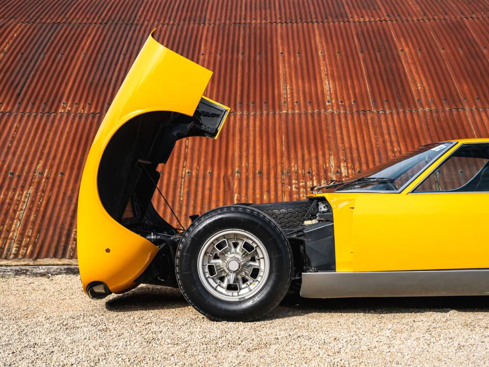 Afbeelding 41/56 van Lamborghini Miura P 400 S (1969)