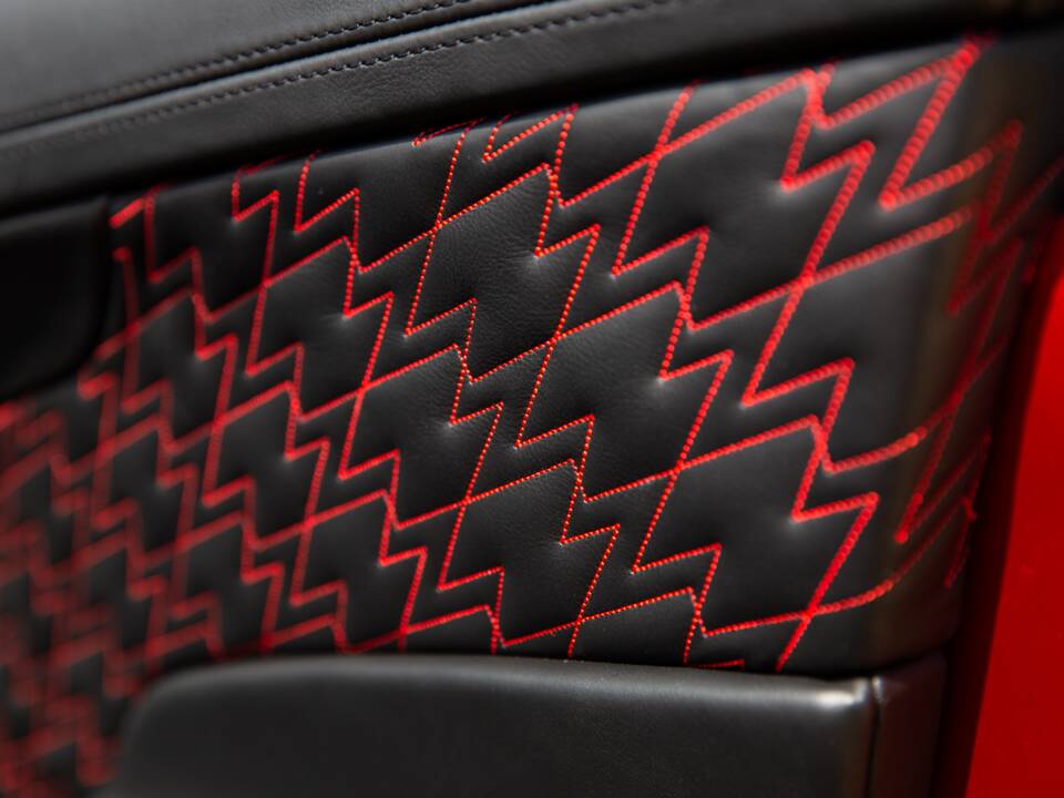 Image 77/80 of Aston Martin Vanquish Zagato (2017)