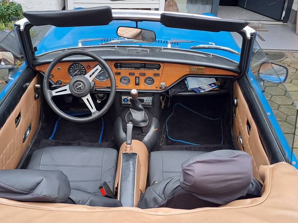 Image 5/8 of Triumph Spitfire 1500 (1976)