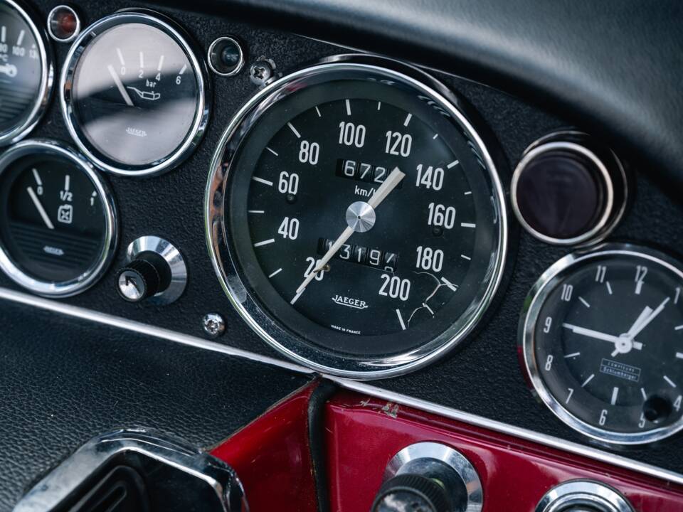 Image 34/50 de Citroën DS 21 (1969)