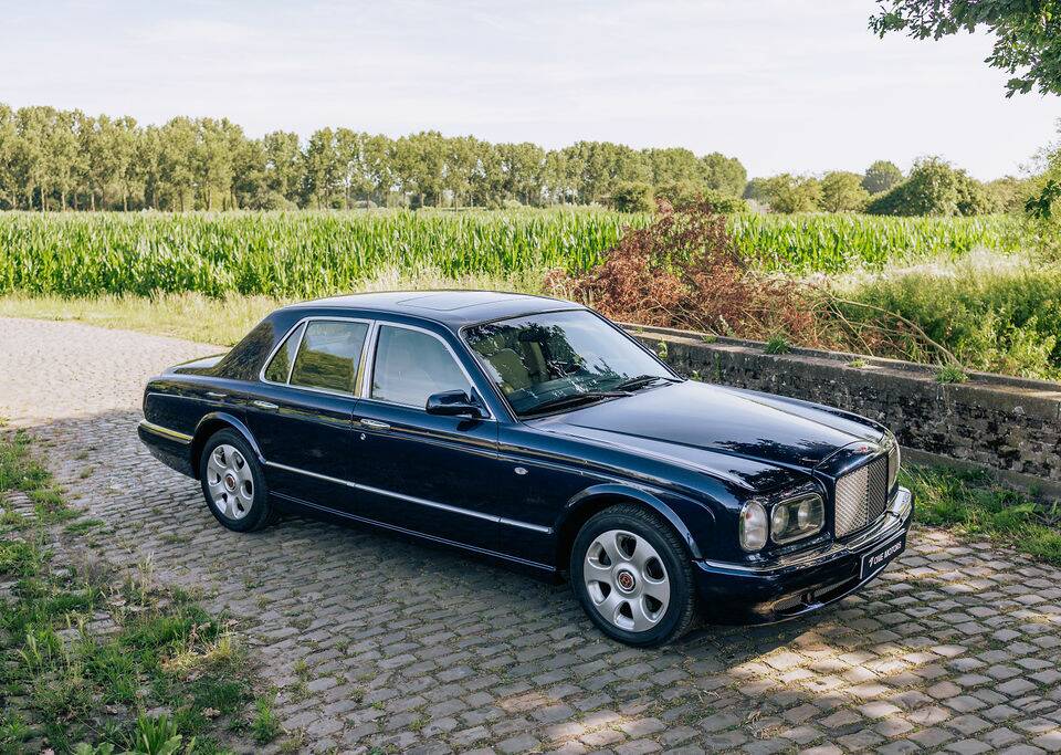 Image 8/24 of Bentley Arnage Red Label (2000)