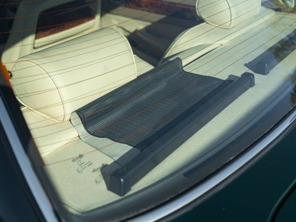 Image 23/50 de Daimler XJ 6 4.0 (1991)