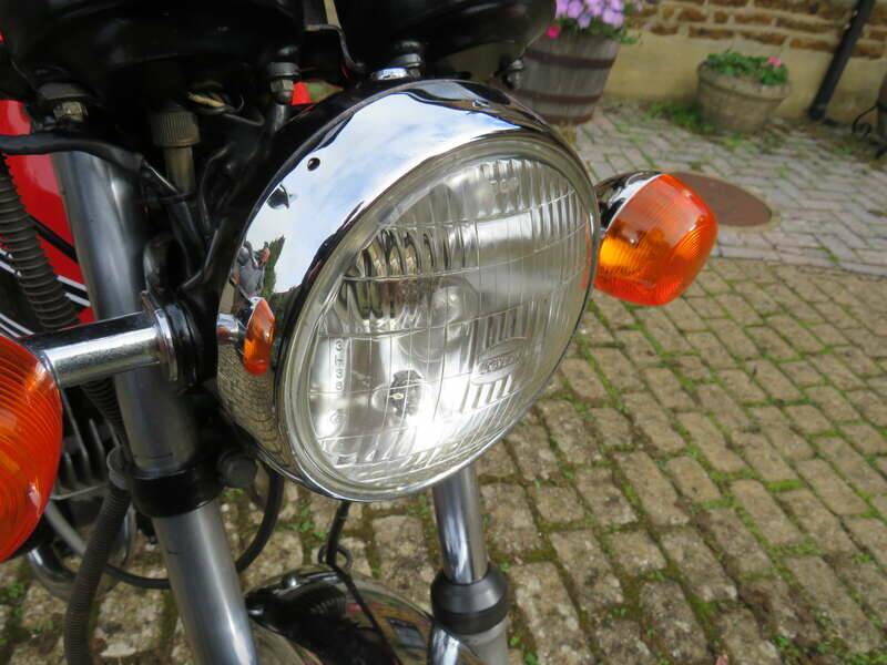 Image 9/40 of Yamaha RD 200 (1978)