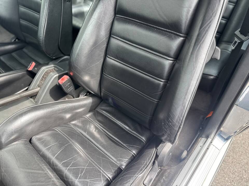 Image 15/79 of BMW M 635 CSi (1989)