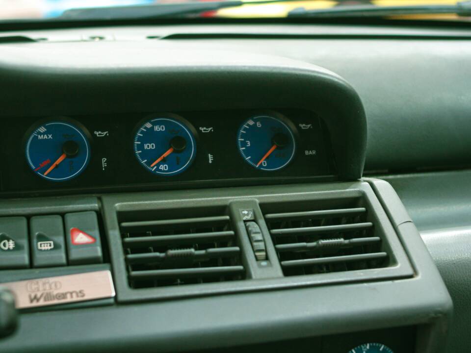 Imagen 17/27 de Renault Clio I 1.8 16V (1994)