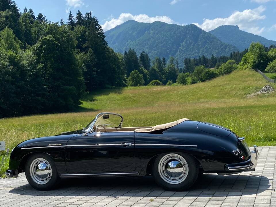 Image 2/23 of Porsche 356 1600 Speedster (1956)