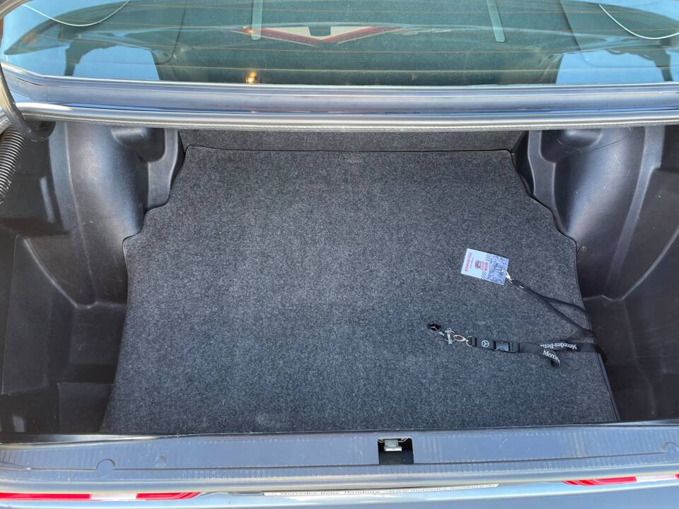 Bild 15/15 von Mercedes-Benz 190 E 1.8 (1992)