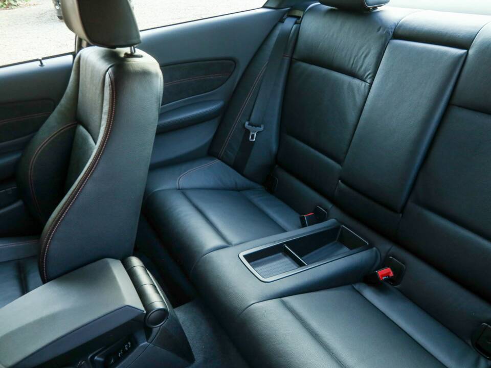 Imagen 13/50 de BMW 1 Series M Coupé (2012)