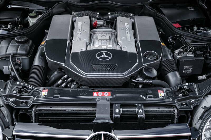 Image 3/50 of Mercedes-Benz CLK DTM AMG (2004)