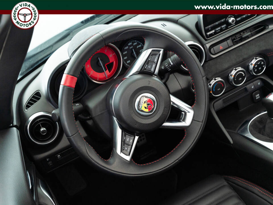 Immagine 18/33 di Abarth 124 Spider (2016)