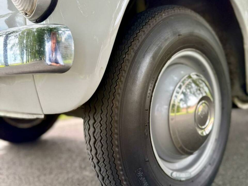 Image 27/28 of FIAT 600 D (1964)