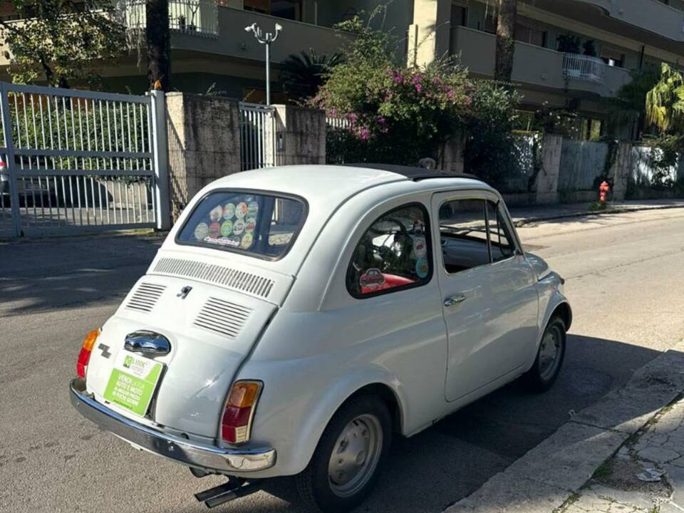 Image 18/32 of FIAT 500 R (1974)