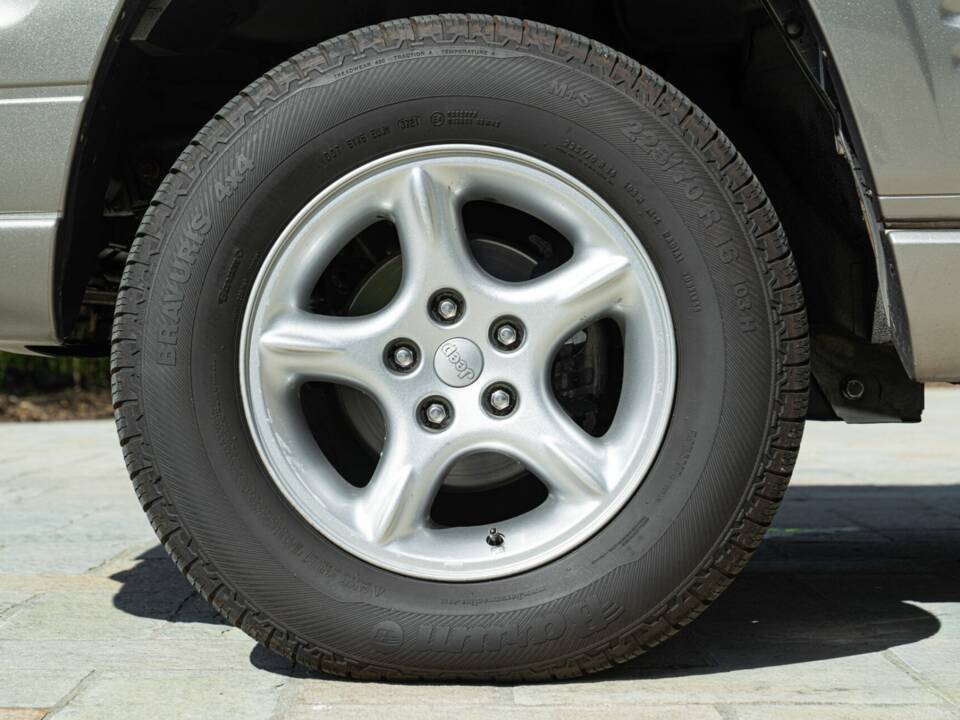 Bild 13/50 von Jeep Grand Cherokee 5.9 Limited (1998)