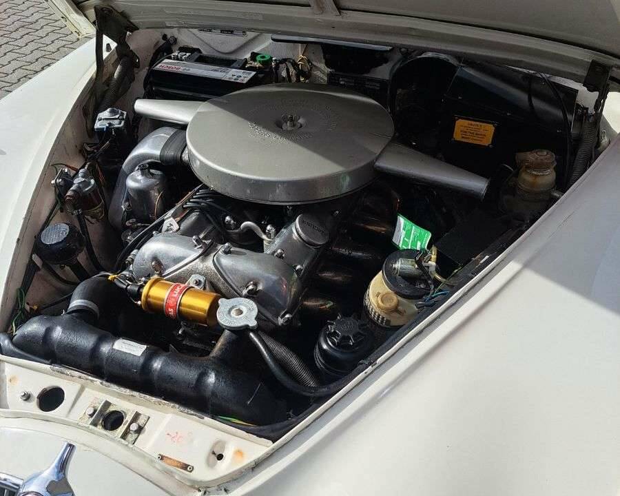 Bild 25/27 von Jaguar Mk II 2.4 (1967)