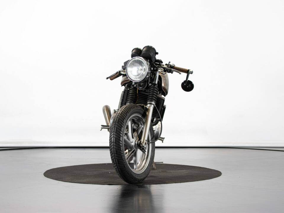 Image 7/48 of Honda CB 500E (1999)