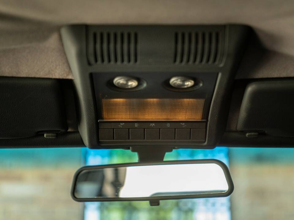 Image 30/50 de Alfa Romeo 164 2.0i V6 Turbo (1992)