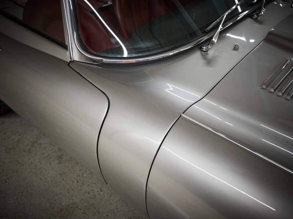 Immagine 33/99 di Jaguar E-Type 3.8 (1964)