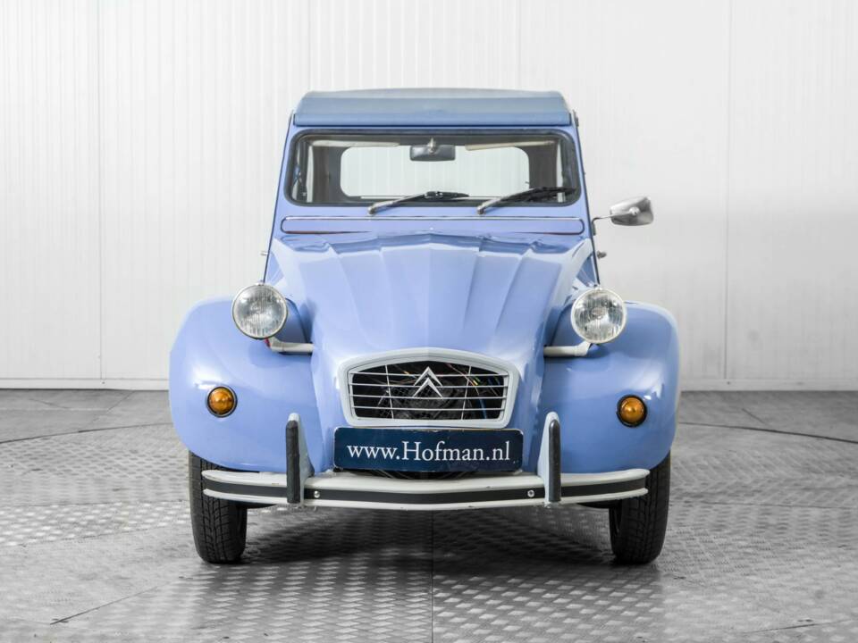 Image 14/50 of Citroën 2 CV 6 (1985)