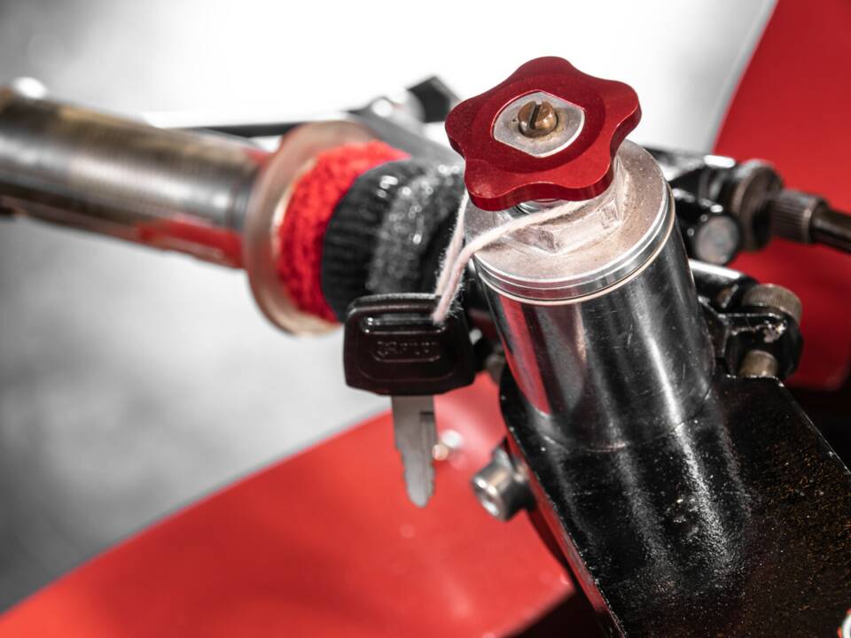 Image 22/33 of Honda CBR 600 F (1994)