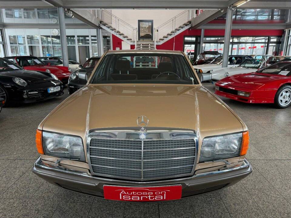 Bild 23/36 von Mercedes-Benz 380 SE (1981)