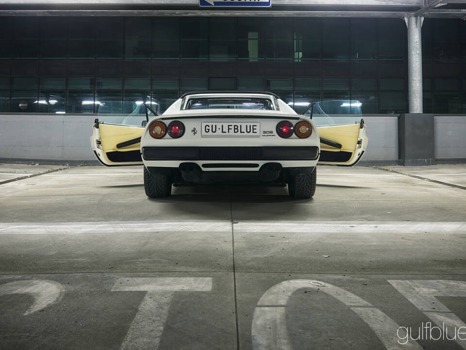 Image 8/72 of Ferrari 208 GTS Turbo (1985)