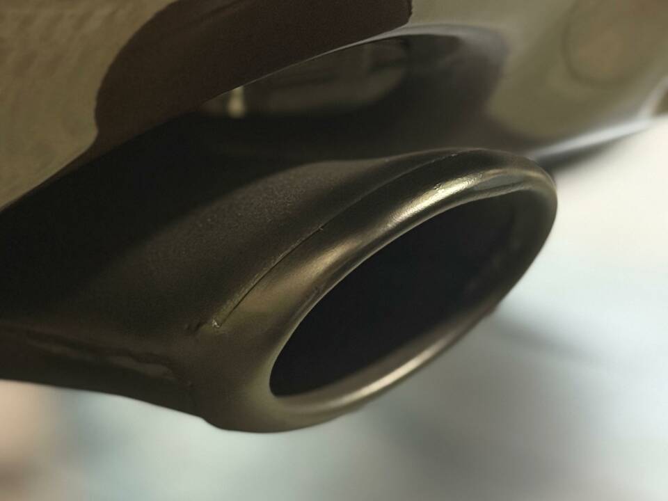 Image 15/28 of Porsche 928 S4 (1987)