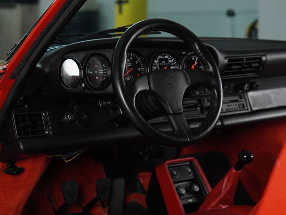 Afbeelding 34/146 van Porsche 911 Turbo 3.3 Flatnose (1985)