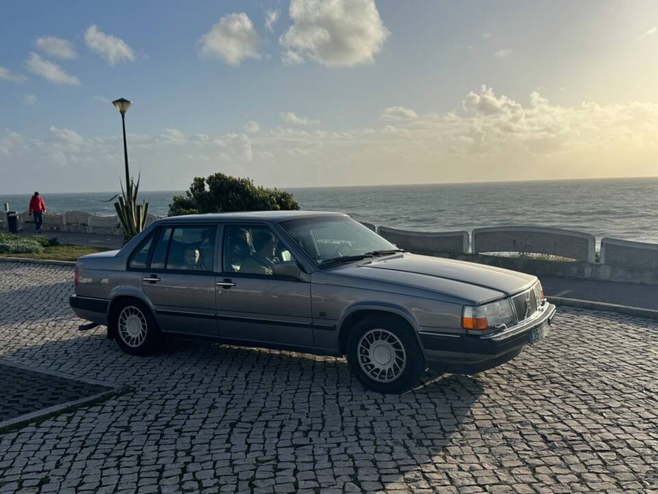 Image 15/22 de Volvo 960 2,0i Turbo 16v (1992)