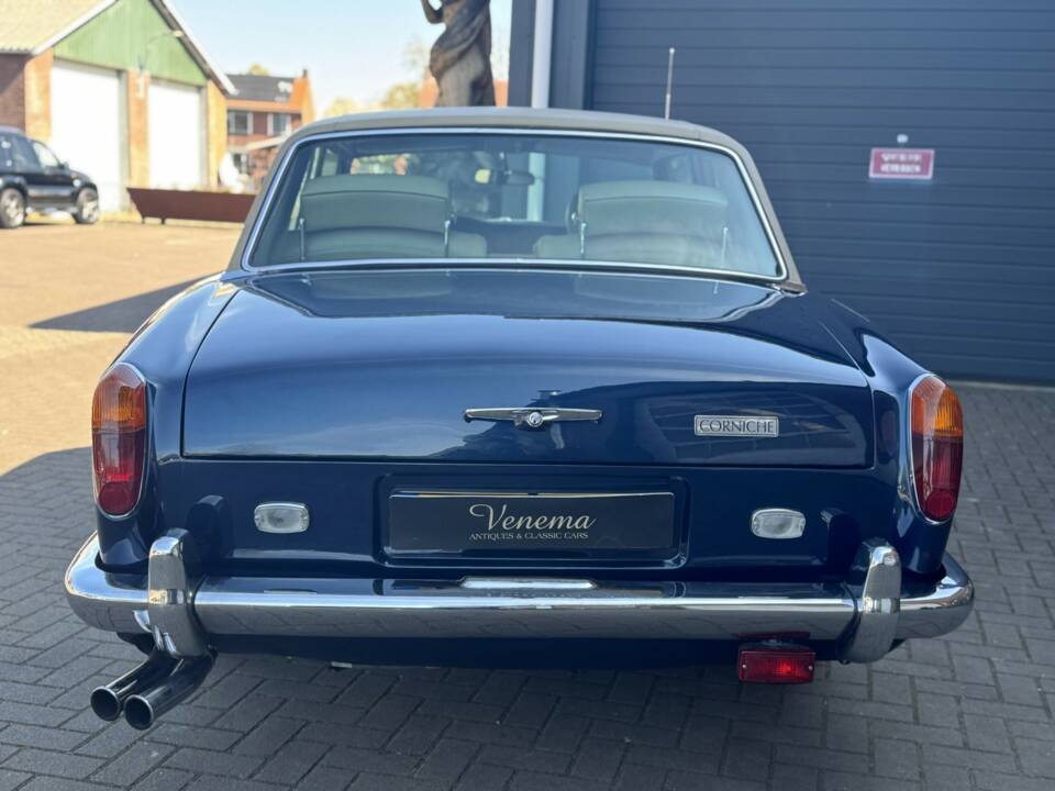 Image 5/14 of Rolls-Royce Corniche I (1978)