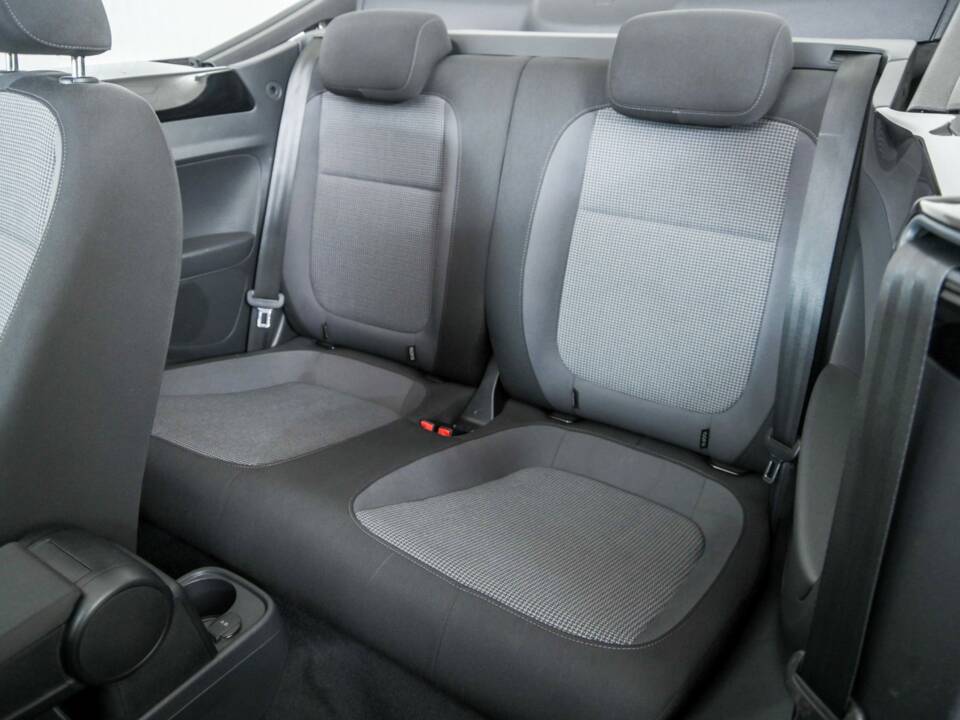 Image 38/50 de Volkswagen Beetle 1.2 TSI (2014)