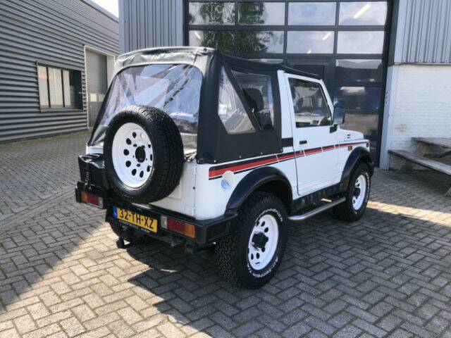 Bild 6/8 von Suzuki SJ Samurai (1992)
