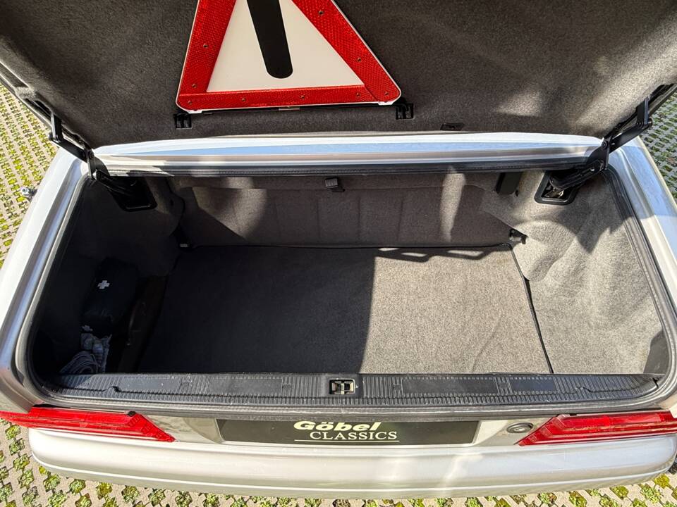 Image 6/29 de Mercedes-Benz SL 280 (1996)