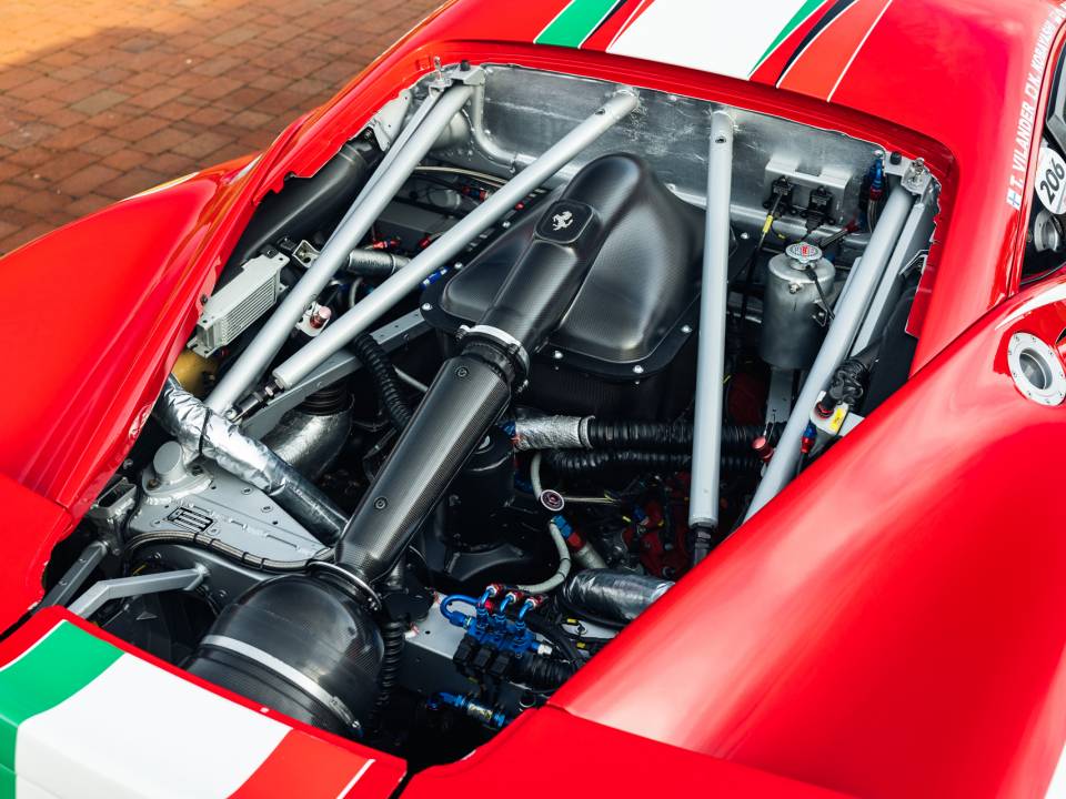 Bild 19/45 von Ferrari 458 Italia GT2 (2013)