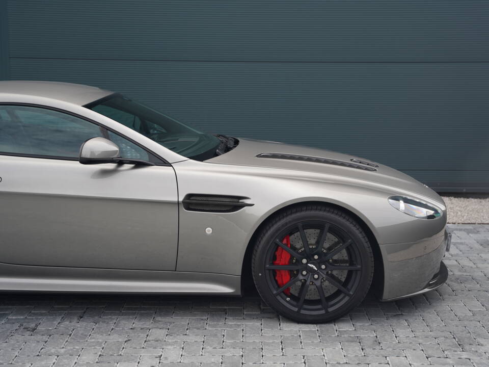 Imagen 26/50 de Aston Martin V12 Vantage S (2014)