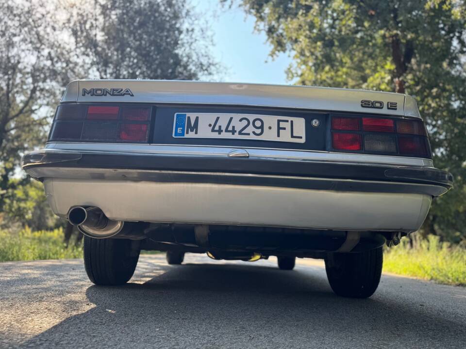 Bild 10/41 von Opel Monza 3,0 E (1983)