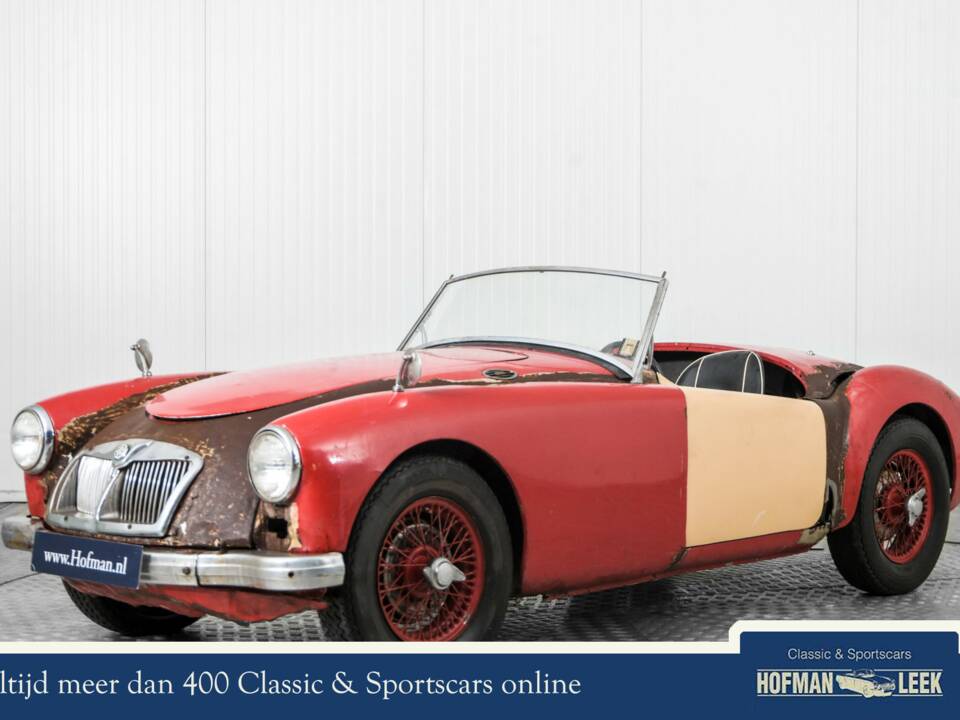 Image 1/50 of MG MGA 1500 (1957)