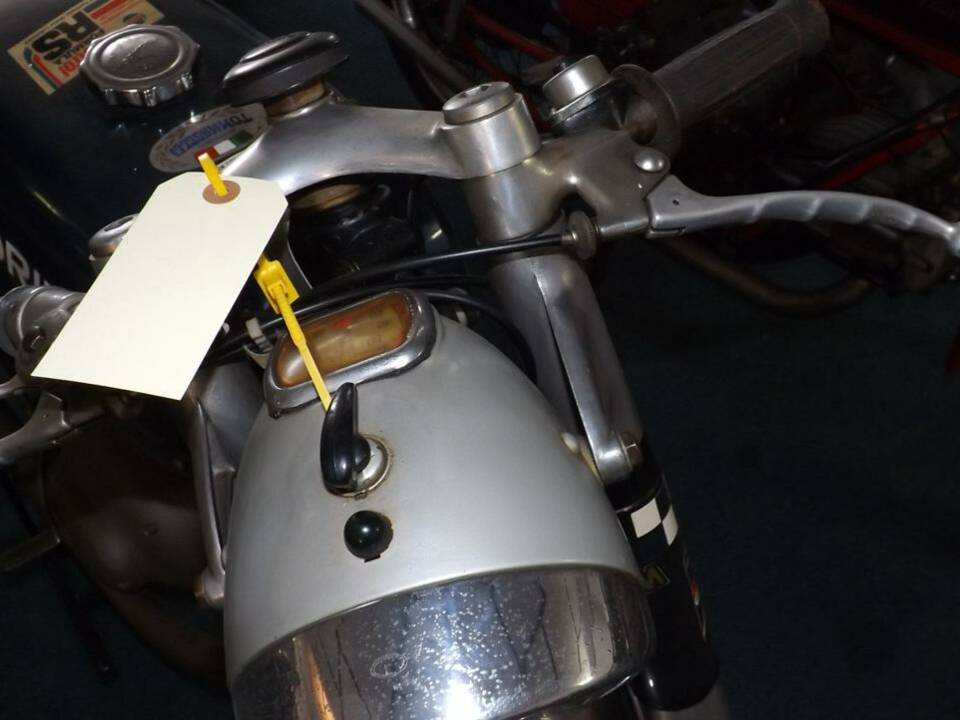 Bild 10/30 von Moto Morini 175 Turismo (1962)