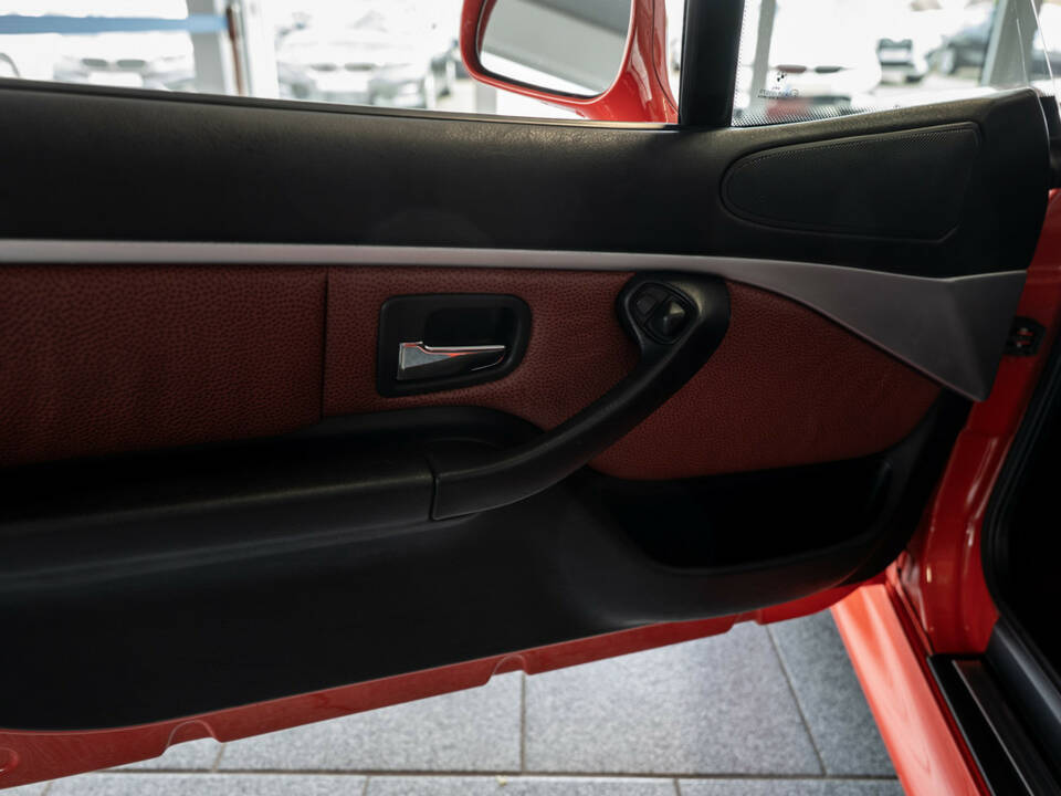 Immagine 13/21 di BMW Z3 2.0 (1999)