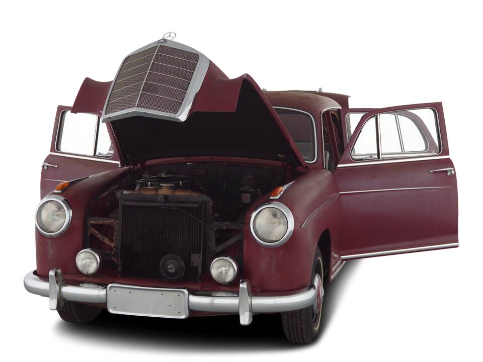 Immagine 5/34 di Mercedes-Benz 220 S (1957)
