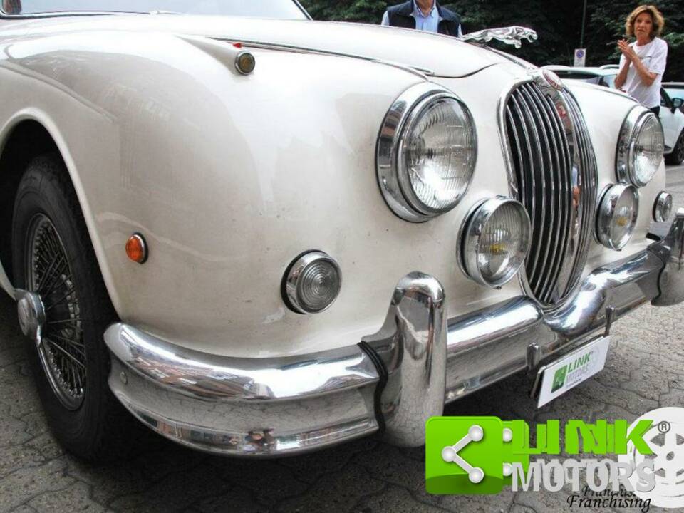 Immagine 8/10 di Jaguar Mk II 3.8 (1961)